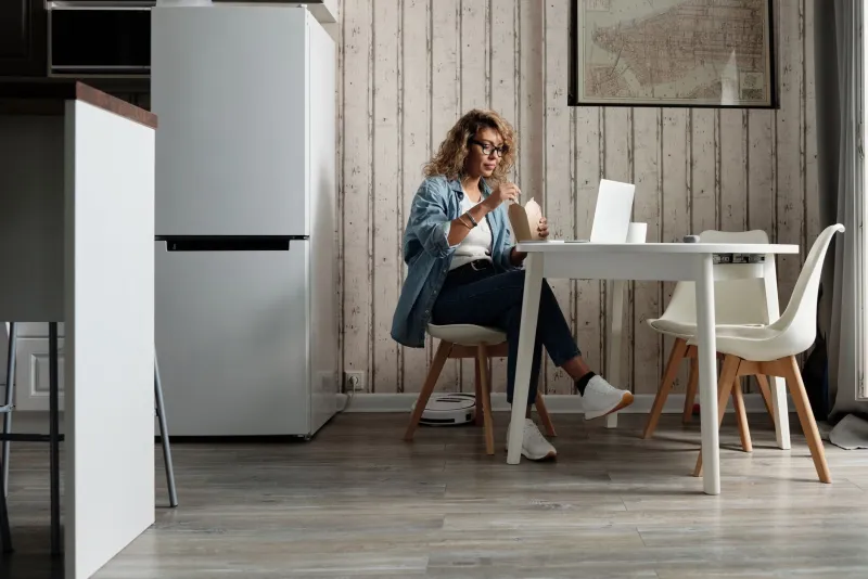 Eating at the Wrong Time Is Quietly Wrecking Your Afternoons